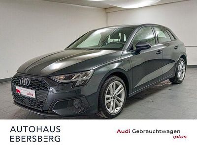 Grau Gebraucht 2021 Audi A3 Business Limousine | 20.400 € (Etwas zu teuer)