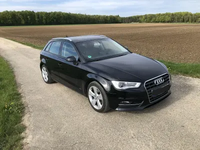 Gebraucht Audi A3 Attraction 150 PS (110 kW) 2014 Schwarz Limousine