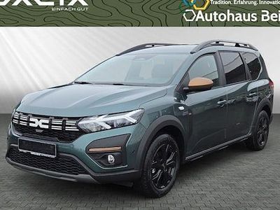 Neu Dacia Jogger Extreme 141 PS (103 kW) 2026 Grün Van / Kleinbus