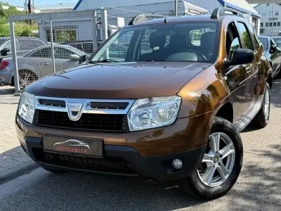 Gebraucht Dacia Duster Lauréate 107 PS (78 kW) 2011 Braun SUV