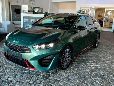 Gebraucht Kia ProCeed GT 204 PS (150 kW) 2024 Grün Kombi