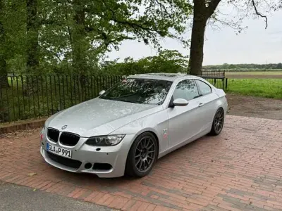 Brugt BMW 335 Performance 306 HK (225 kW) 2006 Sølv Coupe