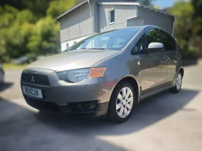 Gebraucht Mitsubishi Colt Motion 95 PS (69 kW) 2012 Beige Kleinwagen