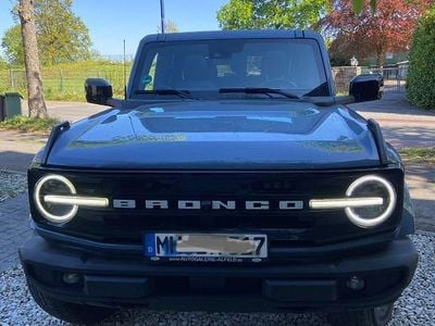 Usado Ford Bronco Outer Banks 334 HP (245 kW) 2023 Azul SUV