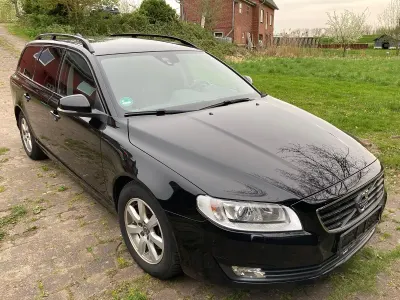 Gebraucht Volvo V70 Linje Svart 181 PS (133 kW) 2015 Schwarz Kombi