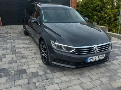 Gebraucht VW Passat Trendline 120 PS (88 kW) 2018 Grau Kombi