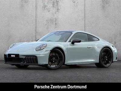 Nouă Porsche 911 Carrera 4 GTS 541 CP (397 kW) 2026 Verde Coupe