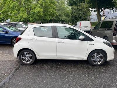 Toyota Yaris Hybrid