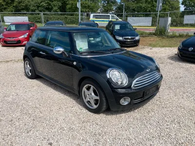 Gebraucht Mini ONE 95 PS (69 kW) 2010 Schwarz Kleinwagen