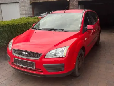 Gebraucht Ford Focus 109 PS (80 kW) 2007 Rot Kombi