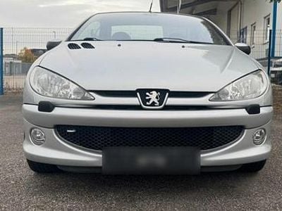 Usata Peugeot 206 110 CV (80 kW) 2003 Argento Cabrio