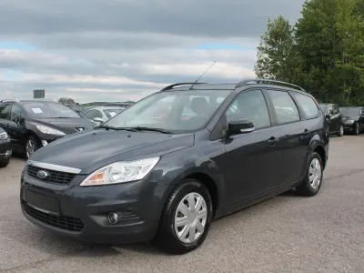 Gebraucht Ford Focus 101 PS (74 kW) 2010 Grau Limousine