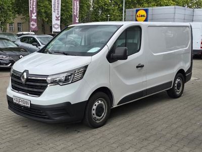 Weiss Gebraucht 2022 Renault Trafic Komfort Van / Kleinbus | 18.890 € (Guter Preis)