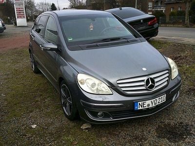 Gebraucht Mercedes B200 Edition 140 PS (102 kW) 2007 Grau Van / Kleinbus