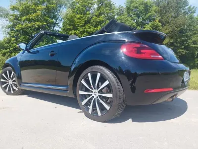 Gebraucht VW Beetle Allstar 105 PS (77 kW) 2016 Schwarz Kleinwagen