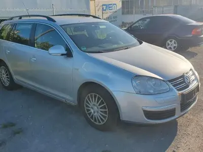 Gebraucht VW Golf VI Comfortline 105 PS (77 kW) 2009 Silber Kleinwagen