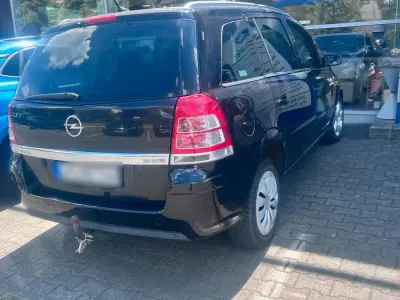 Gebraucht Opel Zafira 2008 Schwarz Van / Kleinbus