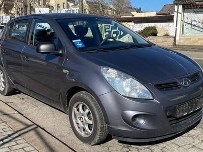 Gebraucht Hyundai i20 78 PS (57 kW) 2009 Grau Kleinwagen
