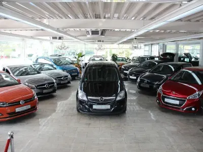 Gebraucht Opel Zafira Innovation 140 PS (102 kW) 2009 Schwarz Van / Kleinbus