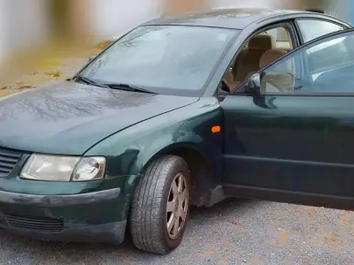 Gebraucht VW Passat 150 PS (110 kW) 1996 Grün Limousine