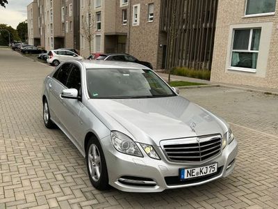Mercedes E200