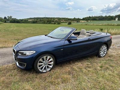 BMW 225