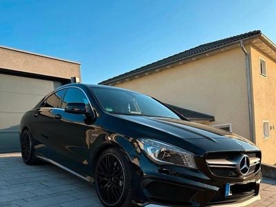 Mercedes CLA45 AMG