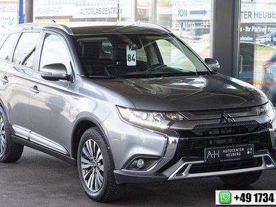 Gebraucht Mitsubishi Outlander 170 PS (125 kW) 2022 Silber SUV