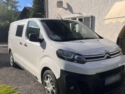 Gebraucht Citroën Jumpy 122 PS (89 kW) 2021 Weiß Van / Kleinbus