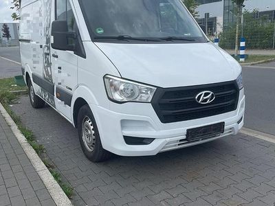 Hyundai H 350