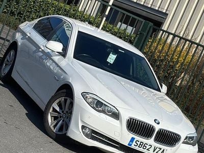 Gebraucht BMW 520 184 PS (135 kW) 2013 Weiß Kleinwagen