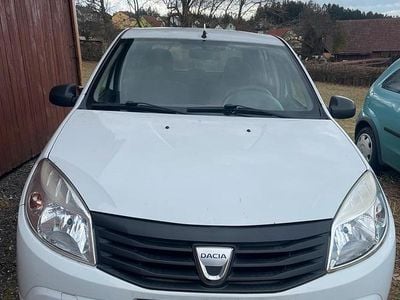 Gebraucht Dacia Sandero 75 PS (55 kW) 2009 Weiß Kleinwagen