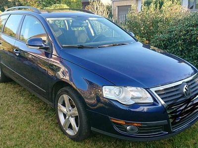 Blau Gebraucht 2010 VW Passat Kombi | 5.600 €