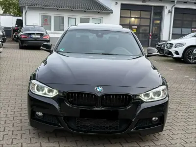 Gebraucht BMW 320 M Sport 184 PS (135 kW) 2012 Black sapphire metallic Limousine