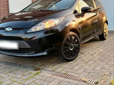 Gebraucht Ford Fiesta 65 PS (47 kW) 2009 Schwarz Kleinwagen