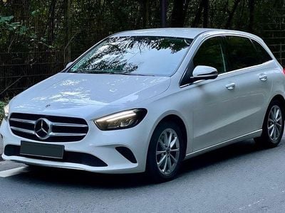Mercedes B220