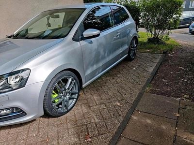 Gebraucht VW Polo Highline 90 PS (66 kW) 2017 Grau Limousine