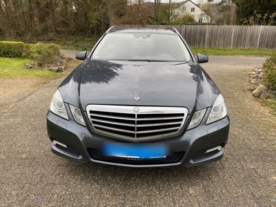 gebraucht Mercedes E220 CDI T BlueEFFICIENCY AVANTGARDE AVANTGARDE