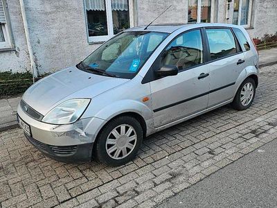 Gebraucht Ford Fiesta 68 PS (50 kW) 2002 Grau Kleinwagen