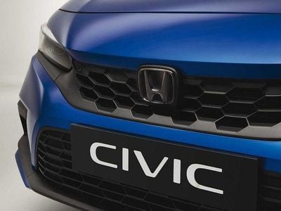 Gebraucht Honda Civic Elegance 143 PS (105 kW) 2025 Premium crystal blue Limousine