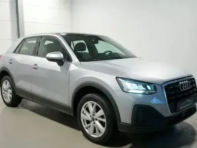 Usata Audi Q2 Sport 116 CV (85 kW) 2024 Argento SUV