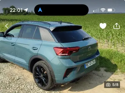 Second-hand VW T-Roc R-line 150 CP (110 kW) 2023 Verde SUV