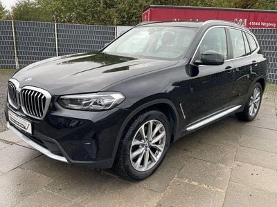 Gebraucht BMW X3 Sport Line 190 PS (139 kW) 2023 Black sapphire metallic SUV