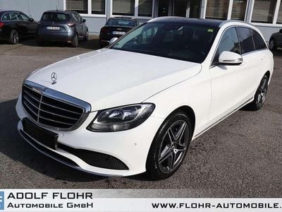 Gebraucht Mercedes C200 AMG 160 PS (117 kW) 2019 Polarweiss  unilack Kombi
