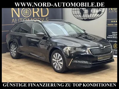 Gebraucht Skoda Superb Style 218 PS (160 kW) 2023 Schwarzmagic perlef (metallic) Kombi