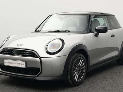 Grau Gebraucht 2024 Mini Cooper Classic Kleinwagen | 26.969 € (Etwas zu teuer)