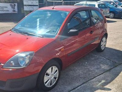 Usata Ford Fiesta Style 60 CV (44 kW) 2006 Marrone Utilitaria