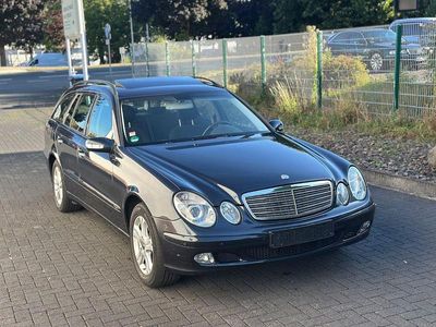 Mercedes E200
