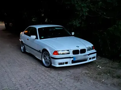 Gebraucht BMW 316 105 PS (77 kW) 1995 Weiß Coupé