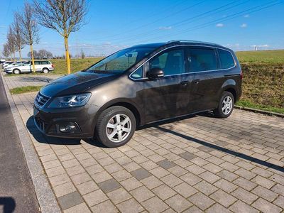 Gebraucht Seat Alhambra 184 PS (135 kW) 2017 Braun Van / Kleinbus
